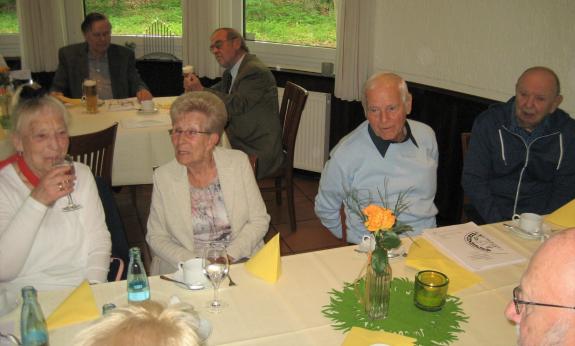 Die Gesichter kennt mann schon. Sind immer dabei....