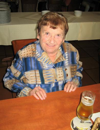 Mutti Fitschen ist immer dabei. Toll!