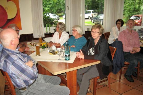 .... Erinnerungen austauschen und fröhlich sein