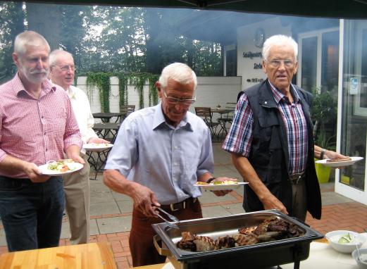 und ans Gegrillte